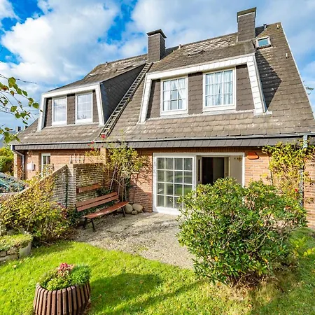 Leos Hues Holiday home *