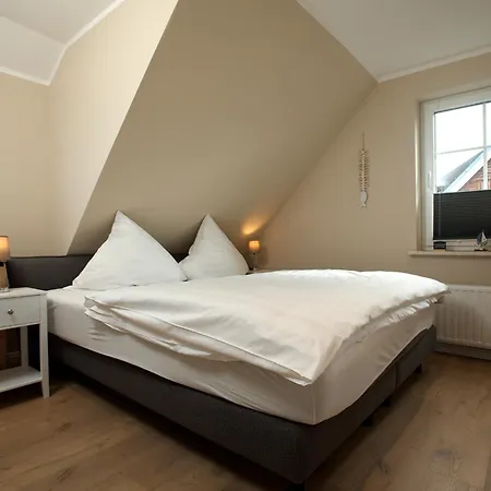 Leos Hues Holiday home *